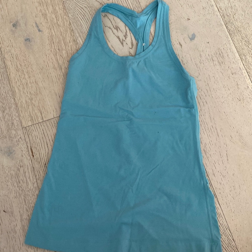 Lululemon tank top size 8 turquoise